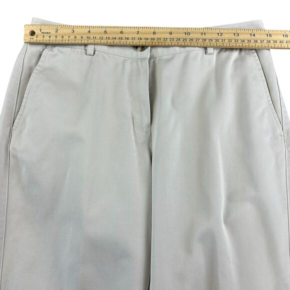 L.L.Bean Favorite Fit Pants Women Sze 4 Cream Flat Front Classic Straight Khaki - Picture 10 of 12